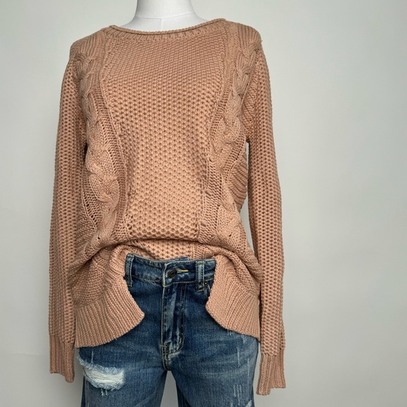 Women’s sweater. Relaxed, Cable knit. - Picture 5 of 8